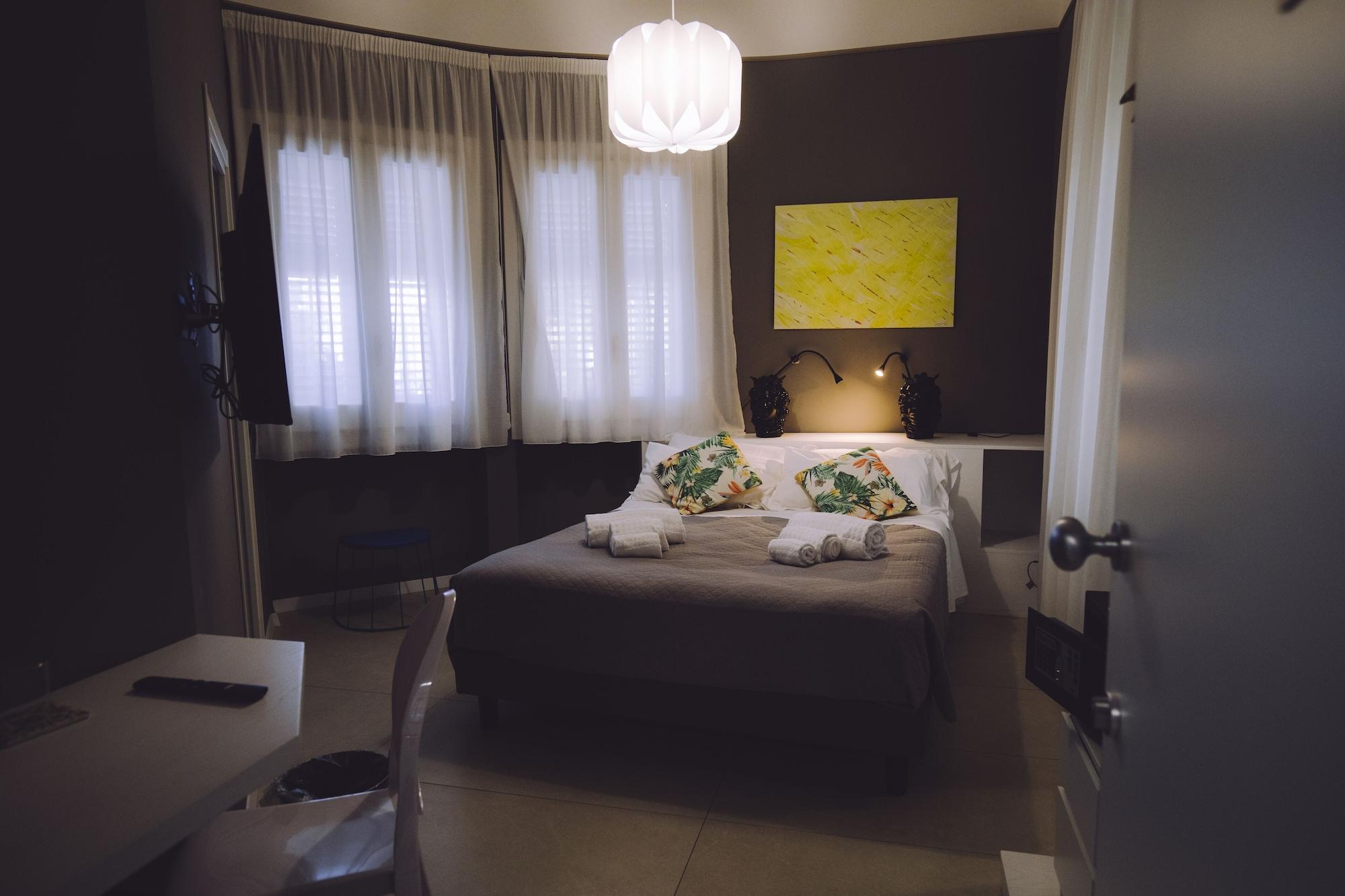 มอนเดลโล พาเลซ โฮเทล Hotel ภายนอก รูปภาพ