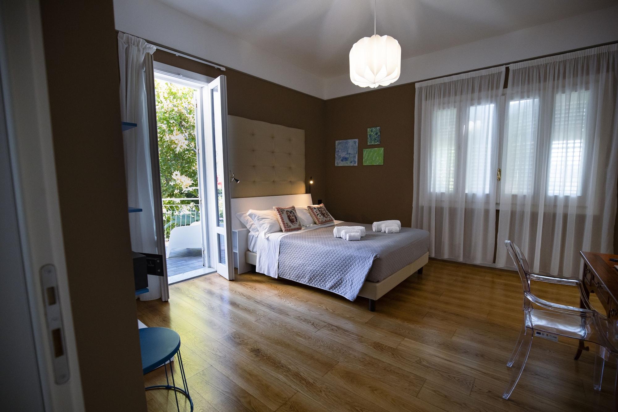 มอนเดลโล พาเลซ โฮเทล Hotel ภายนอก รูปภาพ
